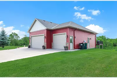 2423 Jewel Street, Saint Augusta, MN 56301 - Photo 2