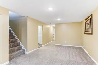 9230 Clinton Avenue S, Bloomington, MN 55420 - Photo 22
