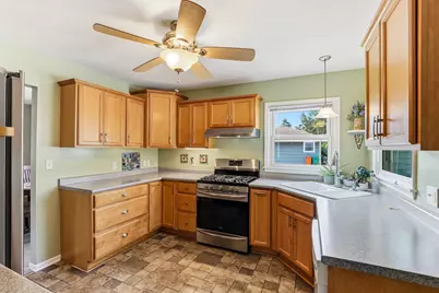 9230 Clinton Avenue S, Bloomington, MN 55420 - Photo 10