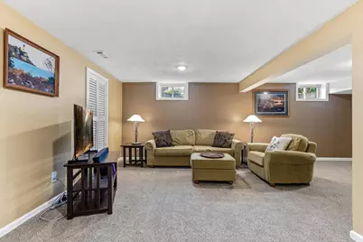 9230 Clinton Avenue S, Bloomington, MN 55420 - Photo 20