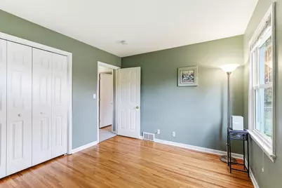 9230 Clinton Avenue S, Bloomington, MN 55420 - Photo 18