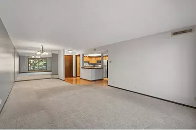 4710 58th Avenue N #202, Crystal, MN 55429 - Photo 4