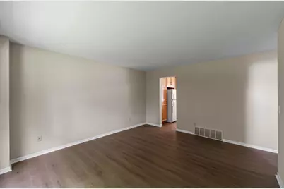 304 Pondridge Circle, Wayzata, MN 55391 - Photo 12