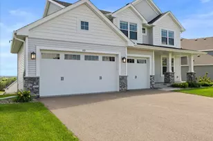 819 Spancil Hl Vw, Woodbury, MN 55129 - Photo 2