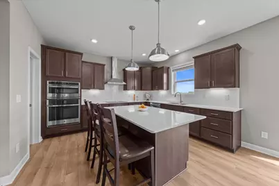 819 Spancil Hill View, Woodbury, MN 55129 - Photo 8