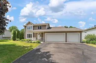 15659 Highview Ln, Apple Valley, MN 55124 - Photo 2