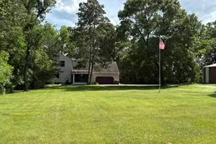 359 Krattley Ln, Hudson, WI 54016 - Photo 2