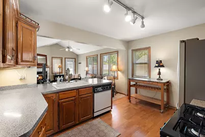 1954 Saunders Avenue, Saint Paul, MN 55116 - Photo 16
