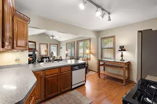 1954 Saunders Ave, Saint Paul, MN 55116 - Photo 16