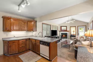 1954 Saunders Ave, Saint Paul, MN 55116 - Photo 14