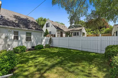 1954 Saunders Avenue, Saint Paul, MN 55116 - Photo 8