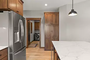 1060 Legend Ln, River Falls, WI 54022 - Photo 12