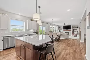 8957 Lakeside Dr, Victoria, MN 55386 - Photo 2