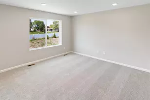 25860 Emerson Ct, Wyoming, MN 55092 - Photo 8