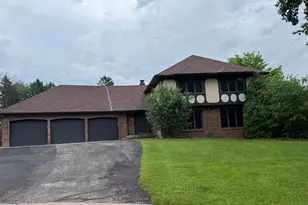 3410 Sycamore Ln N, Plymouth, MN 55441 - Photo 1
