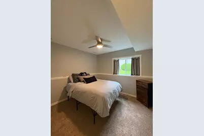 2515 Elmcroft Drive SW, Rochester, MN 55902 - Photo 12