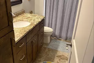 2515 Elmcroft Dr SW, Rochester, MN 55902 - Photo 14