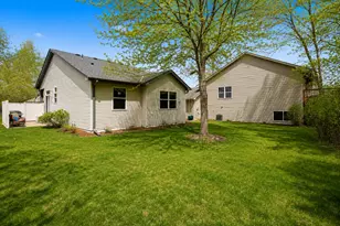 828 Winsome Way NW, Isanti, MN 55040 - Photo 20
