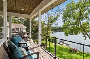 1489 Bussard Ct, Arden Hills, MN 55112 - Photo 54