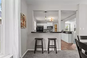 240 Sidney St E, Saint Paul, MN 55107 - Photo 14