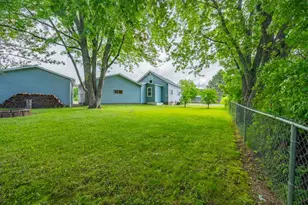 903 Gary St, Calumet, MN 55716 - Photo 42