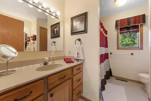 204 Allen Ln, Faribault, MN 55021 - Photo 22