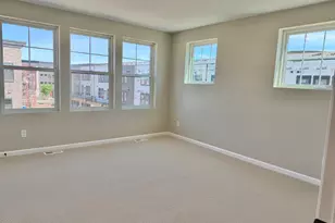 856 Woodlawn Ave, Saint Paul, MN 55116 - Photo 14