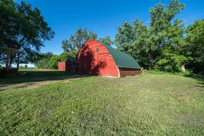 28555 810th Avenue, Graceville, MN 56240 - Photo 10