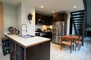 214 4th St E, Saint Paul, MN 55101 - Photo 2