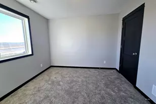 206 Barony Rd, Le Sueur, MN 56058 - Photo 12