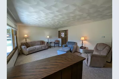 1111 Skylark Lane, Albert Lea, MN 56007 - Photo 4
