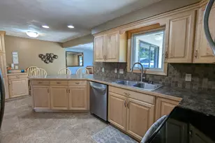 1111 Skylark Ln, Albert Lea, MN 56007 - Photo 14