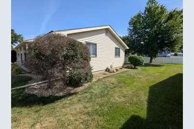 1111 Skylark Lane, Albert Lea, MN 56007 - Photo 8