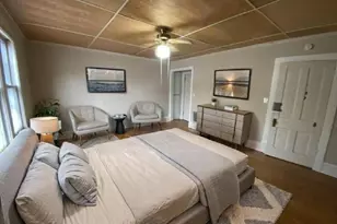 909 27th Ave NE, Minneapolis, MN 55418 - Photo 2