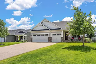 715 Boulder Pass St, Jordan, MN 55352 - Photo 2