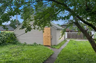 719 Sherburne Ave, Saint Paul, MN 55104 - Photo 2