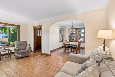 1589 Hollywood Court, Falcon Heights, MN 55108 - Photo 6