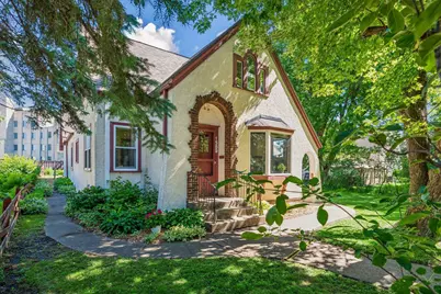 1589 Hollywood Court, Falcon Heights, MN 55108 - Photo 2