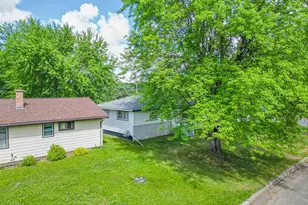 301 S 2nd St W, Aurora, MN 55705 - Photo 34