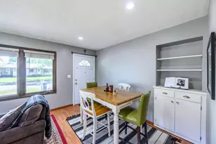 301 S 2nd St W, Aurora, MN 55705 - Photo 6