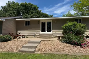 5121 Hwy 30 E, Blooming Prairie, MN 55917 - Photo 6