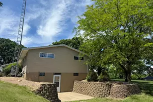 5121 Hwy 30 E, Blooming Prairie, MN 55917 - Photo 4