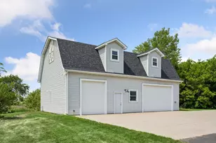 10205 Heather Ln, Rogers, MN 55374 - Photo 2