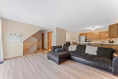 4791 Grenwich Road N, Oakdale, MN 55128 - Photo 6