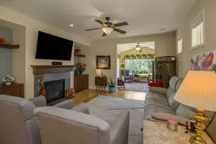 10709 Kingsfield Ln, Woodbury, MN 55129 - Photo 14