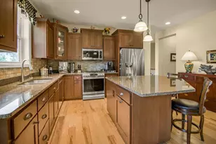 10709 Kingsfield Ln, Woodbury, MN 55129 - Photo 10