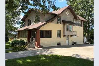 611 N Marshall Avenue, Litchfield, MN 55355 - Photo 1