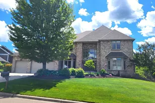6102 Creek Ridge Ct, Minnetonka, MN 55345 - Photo 1