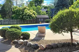 6102 Creek Ridge Ct, Minnetonka, MN 55345 - Photo 4