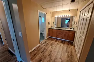 705 Glenview Dr, Albert Lea, MN 56007 - Photo 14